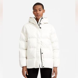 Everlane the redown puffy puff coat